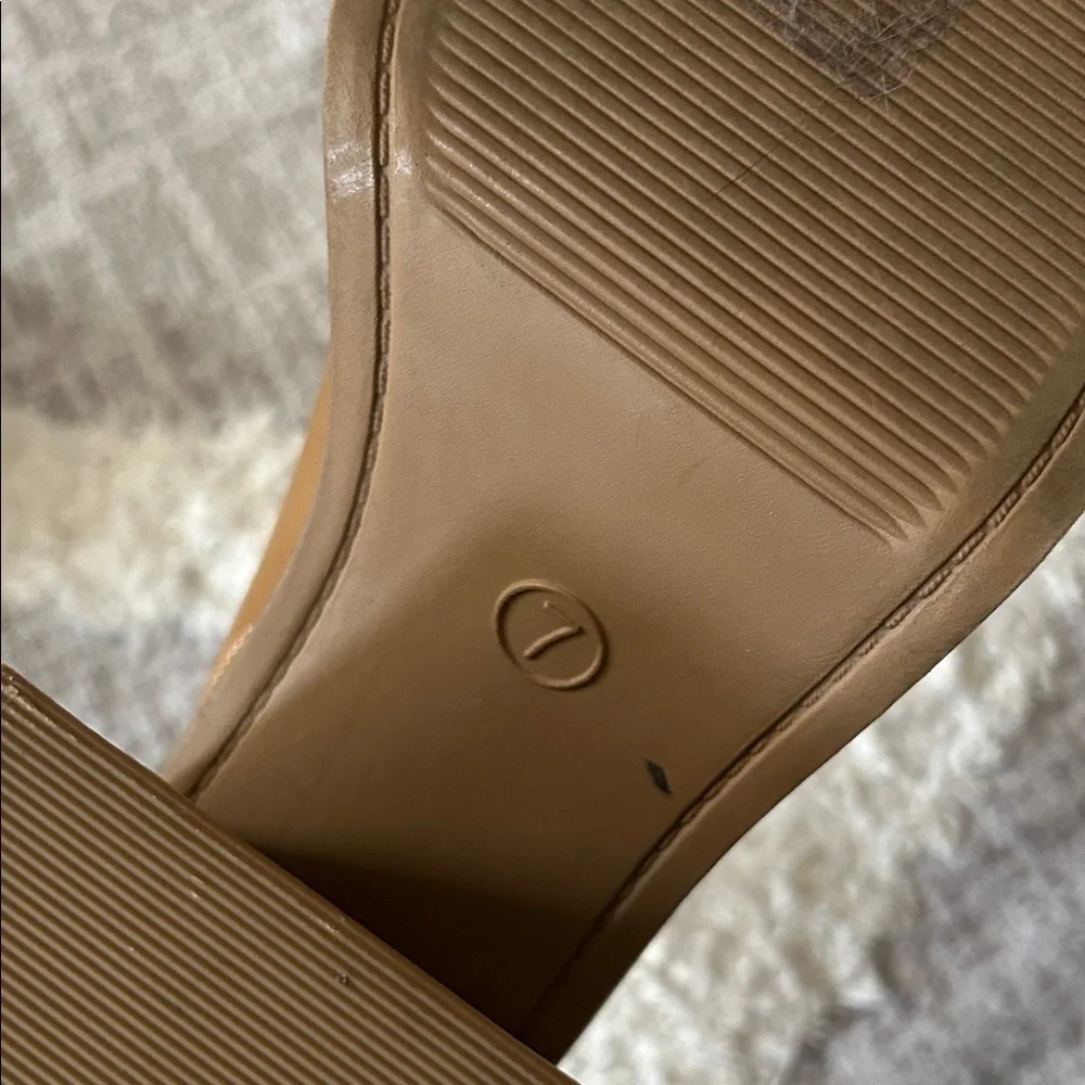 Universal Thread Tan Mules - Picture 3 of 4